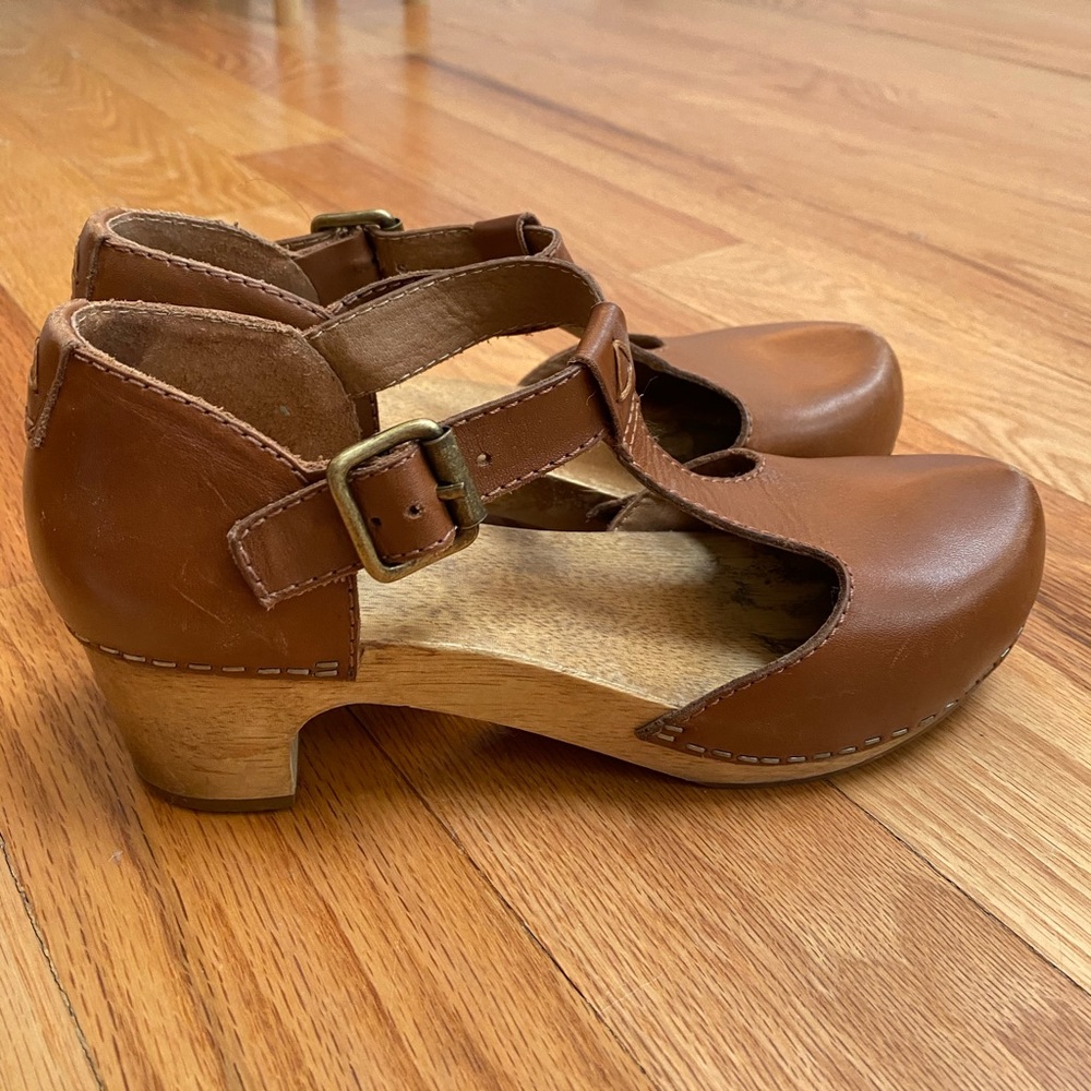 Kelsi Dagger Clogs
